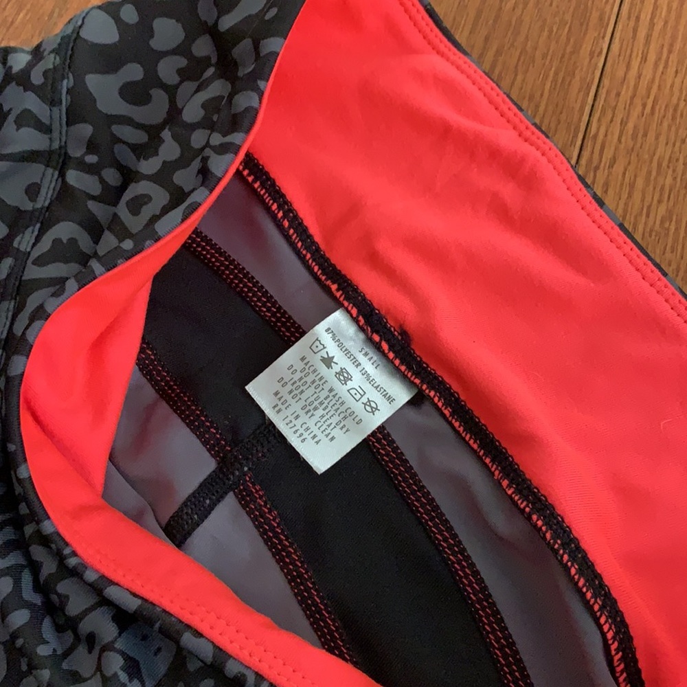 Nike Track Capris! - Picture 2 of 5